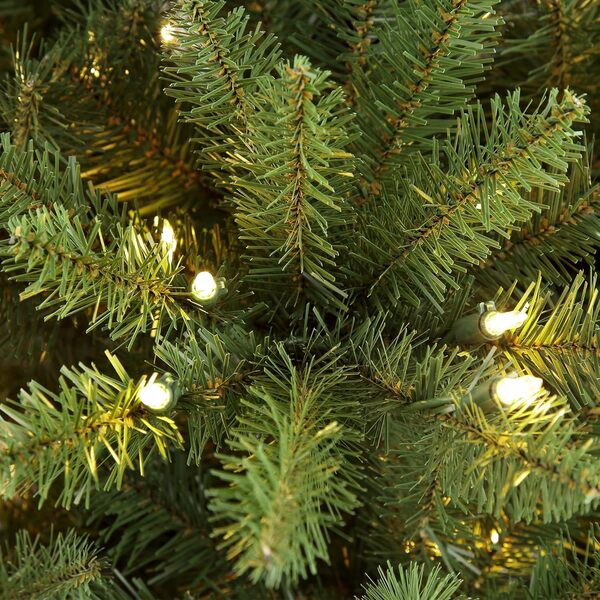 Puleo International Sapin de Noël artificiel pré-éclairé Fraser Fir Pencil de 2,4 m avec 350 lumières transparentes homologuées UL, vert