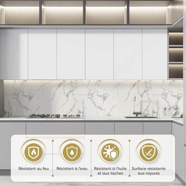 Découvrez comment les panneaux muraux IZODEKOR aspect marbre allient style et praticité pour transformer vos intérieurs en espaces élégants et modernes.